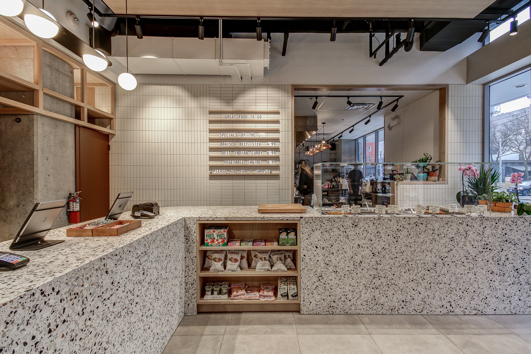 Fleets Food Meal Delivery Toronto Bar & Restaurants Construction